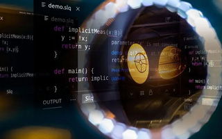 句容 ,php声明和调用变量的符号是什么？